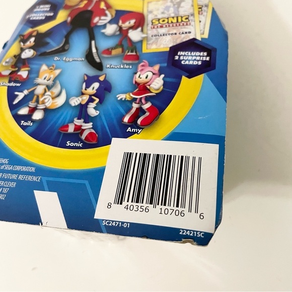 Sonic the Hedgehog Amy Mini Figure and 2 Collector Cards - Picture 12 of 14